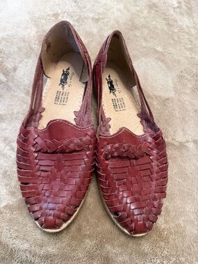 Women Woven Leather Slip-On Loafers - coñac